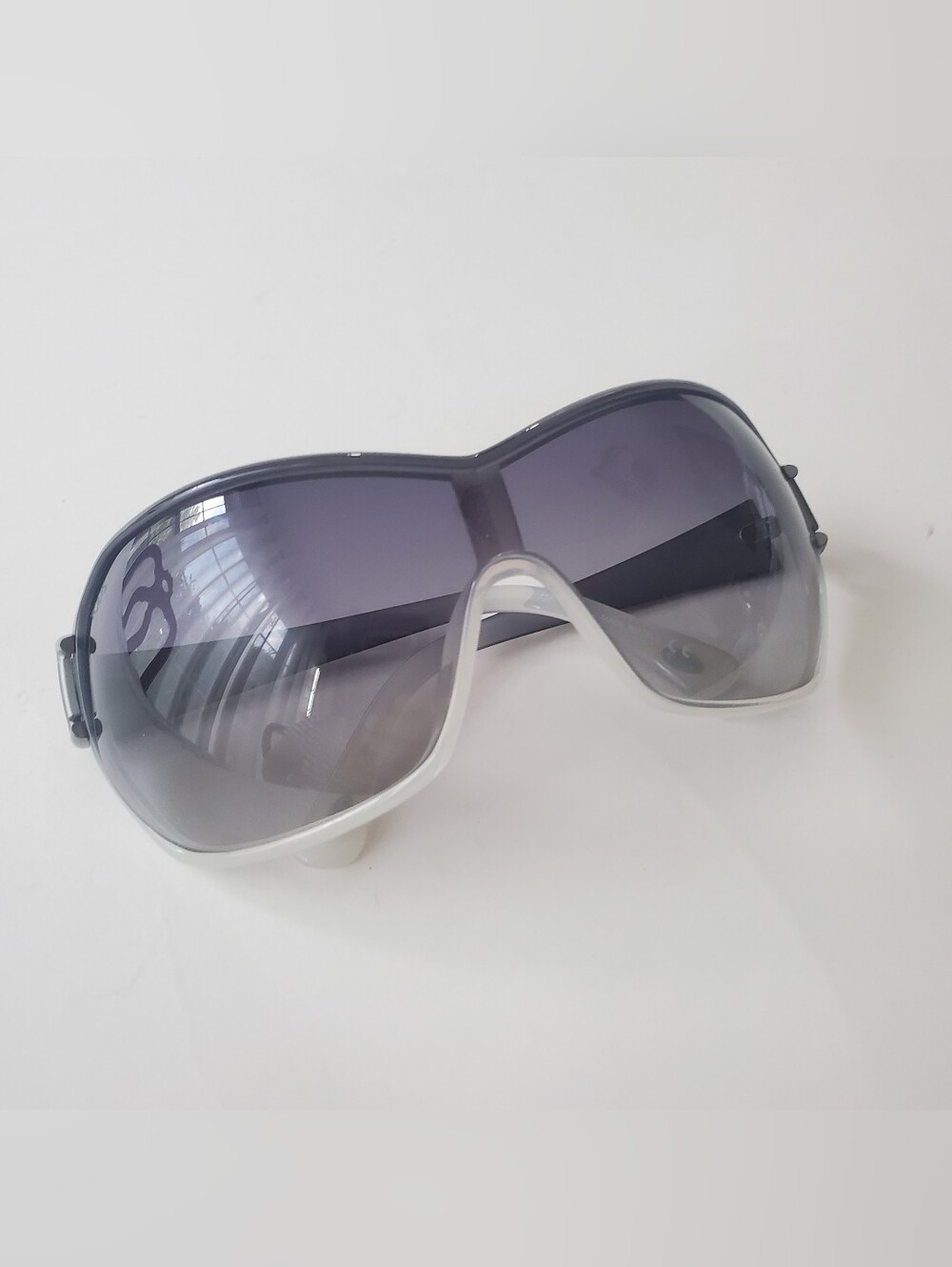 Tod's TO22 Women's Shield Gray Ombre Translucent Sunglasses Made In Italy